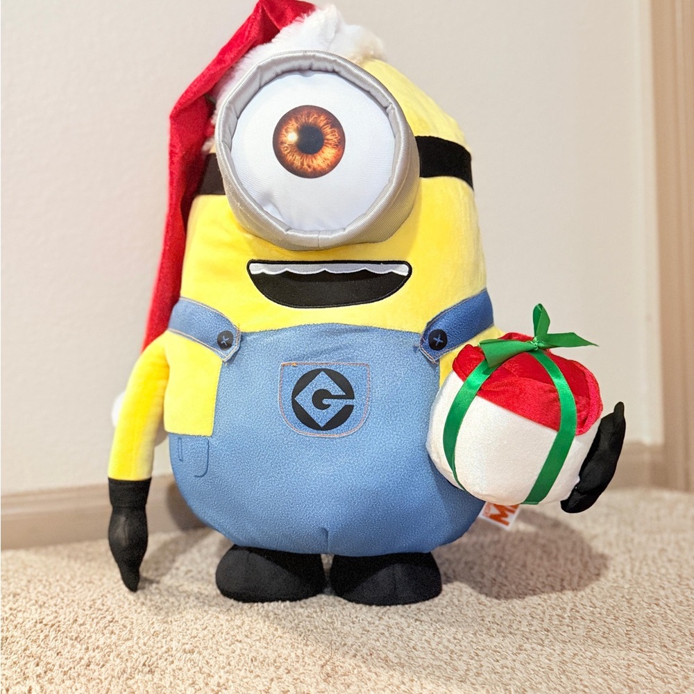 Universal Despicable Me Plush with Yellow and Blue